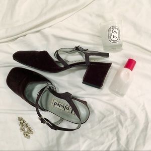 Vintage Kenneth Cole Unlisted Velvet Heels